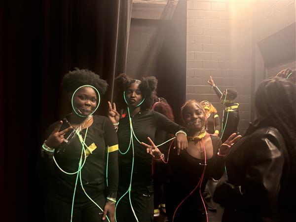 Backstage - Hip Hop Jingle Jam Concert
